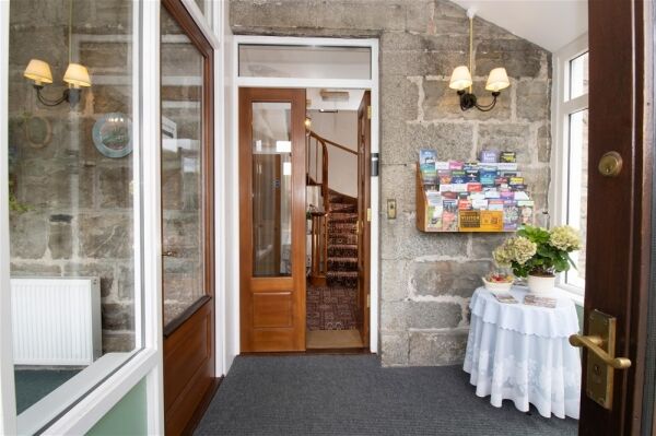 Willowbank Guest House and Willowbank Bothy