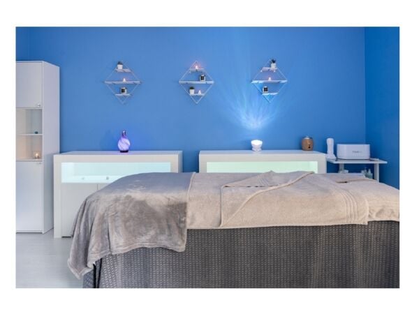 A Paradise of Profit: Own This 5-Star Beauty & Wellness Brand A Paradise of Profit: Own This 5-Star Beauty & Wellness Brand