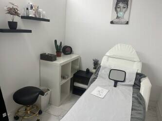 Fully Fitted Beauty & Wellness Premises – East London (HACKNEY ROAD) Fully Fitted Beauty & Wellness Premises – East London (HACKNEY ROAD)