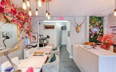 Thriving beauty salon in prime location leeds chandos gardens