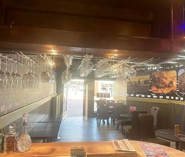 Licensed Fast Food Restaurant for Sale Licensed Fast Food Restaurant for Sale