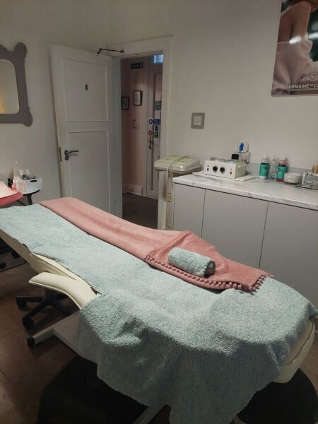 Beauty Salon - West Yorkshire Beauty Salon - West Yorkshire