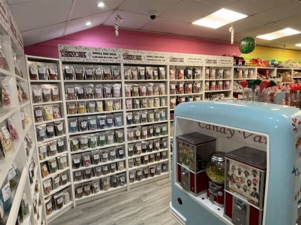 Retail For Sale in Halifax Retail For Sale in Halifax