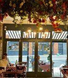Italian restaurant for sale in Clerkenwell Road