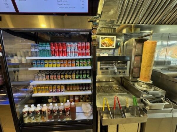 Leasehold Fish & Chip Takeaway Located In Luton Photo 3