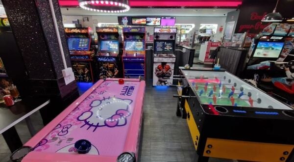 Profitable Modern Arcade Bar & Restaurant with Strong Repeat Trade Profitable Modern Arcade Bar & Restaurant with Strong Repeat Trade