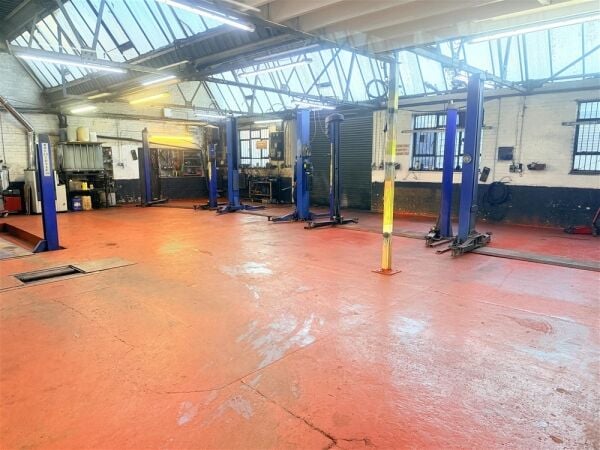 Vehicle Repairs & MOT For Sale in Bradford Vehicle Repairs & MOT For Sale in Bradford