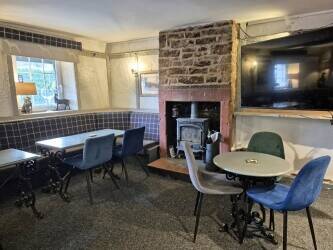 CUMBRIA - VILLAGE PUB WITH RESTAURANT LOCATED OFF THE A6 CUMBRIA - VILLAGE PUB WITH RESTAURANT LOCATED OFF THE A6