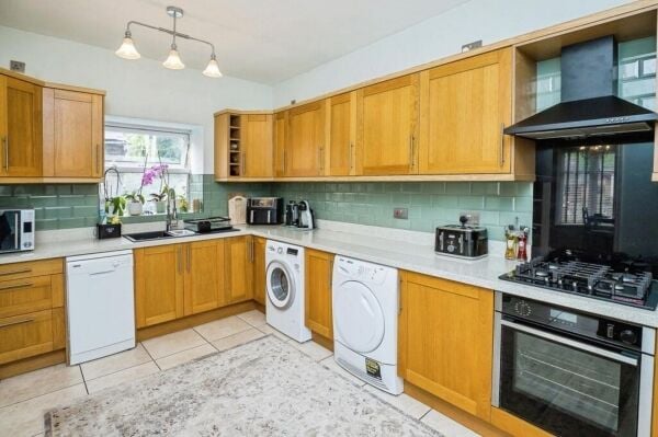 Freehold Property With Accommodation - Wrexham Freehold Property With Accommodation - Wrexham