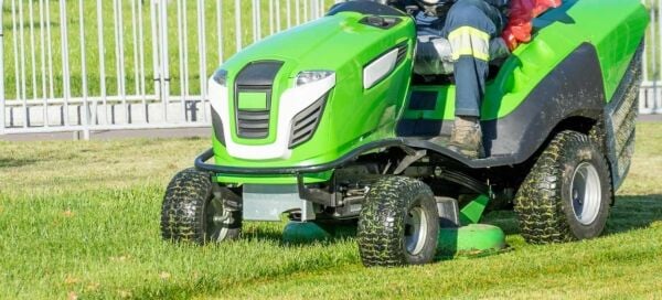 Specialist Garden Maintenance & Landscaping Business with Loyal Client Base