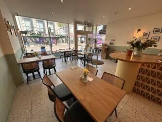 Well-Equipped Town Centre Restaurant  Prime Worthing Location
