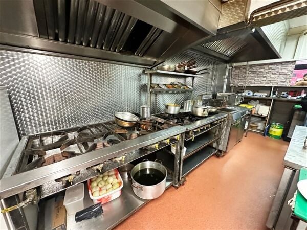 Hot Food Takeaway in Oldham