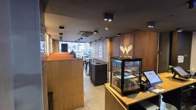 WingFixx - Prime location - Busy restaurant / takeaway - Off Ilford lane WingFixx - Prime location - Busy restaurant / takeaway - Off Ilford lane