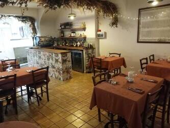 HEREFORD CITY CENTRE - WELL-ESTABLISHED RESTAURANT OPERATED ON LIMITED HOURS AND CLOSE TO MAJOR TOUR
