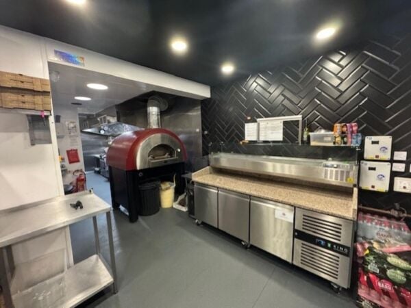 Leasehold Burger & Pizza Takeaway Located In Kingstanding, Birmingham Leasehold Burger & Pizza Takeaway Located In Kingstanding, Birmingham
