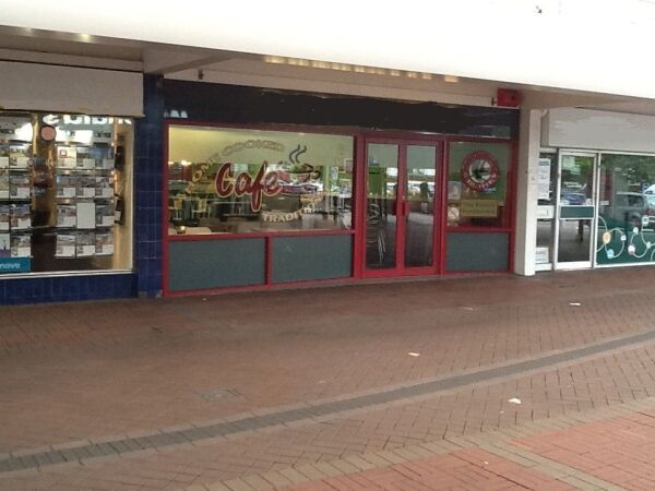 HUGE FOOTFALL LOCATED COFFEE SHOP/CAFE, MAJOR SOUTH WALES SHOPPING CENTRE HUGE FOOTFALL LOCATED COFFEE SHOP/CAFE, MAJOR SOUTH WALES SHOPPING CENTRE