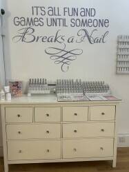 Luxury nail salon in Edinburgh 