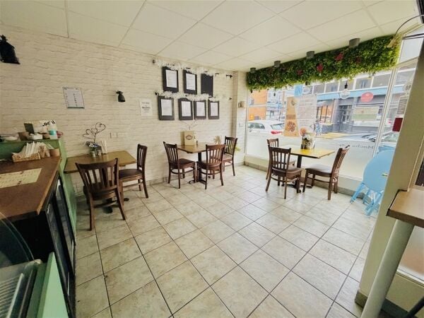 Cafe & Sandwich Bars For Sale in Wakefield Cafe & Sandwich Bars For Sale in Wakefield
