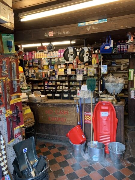 FREEHOLD COMMERCIAL PROPERTY town centre BULWELL/NOTTINGHAM FREEHOLD COMMERCIAL PROPERTY town centre BULWELL/NOTTINGHAM