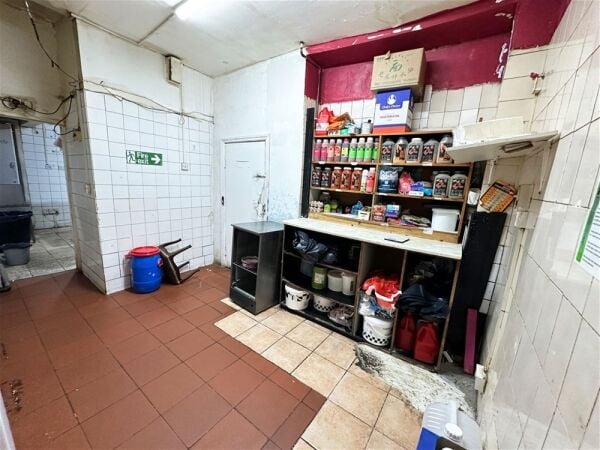 Hot Food Takeaway in Salford