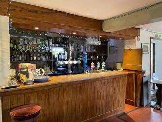 LINCOLNSHIRE - PUB AND RESTAURANT WITH SEPARATE DETACHED HOLIDAY LET