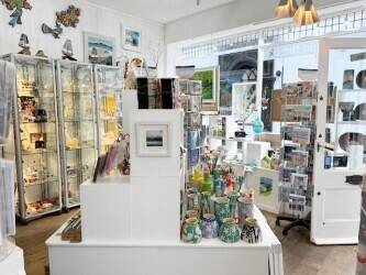 ART, CRAFT, & GIFT GALLERY