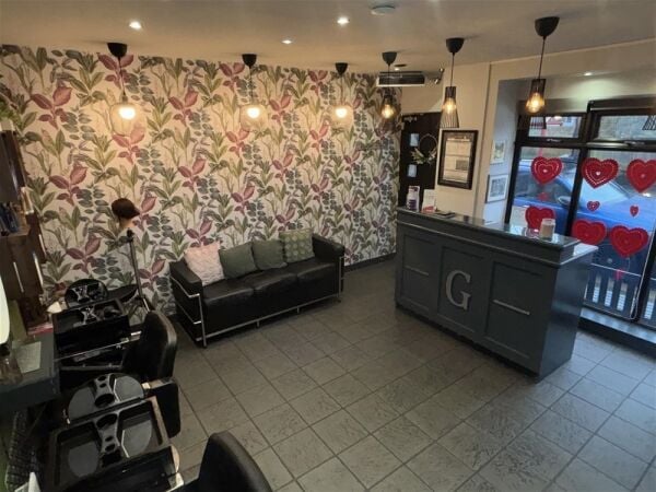 Beauty, Therapy & Tanning For Sale in Huddersfield Beauty, Therapy & Tanning For Sale in Huddersfield