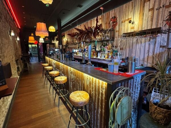 50 Cover Late Night Bar & Restaurant 50 Cover Late Night Bar & Restaurant