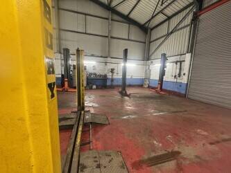 Lomax Corner Garage Freehold Village Garage, MOT Centre, Petrol Station & Rental Bungalow Skegness