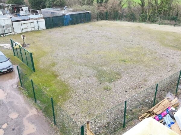 Secure Storage Yard Near the A381 For Sale in Newton Abbot