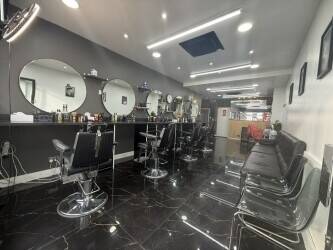 Established Hair & Beauty Salon Lease for Sale Established Hair & Beauty Salon Lease for Sale