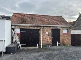 ESSEX - CLOSED PUB IN CENTRAL VILLAGE LOCATION