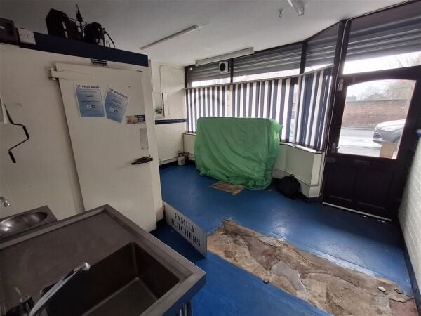 Vacant Unit For Sale in Doncaster