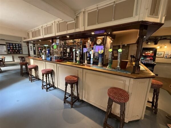Well-Established and Respected South Devon Pub Company For Sale in Teignmouth