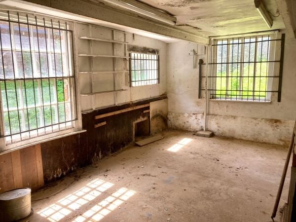 FREEHOLD INVESTMENT/DEVELOPMENT OPPORTUNITY