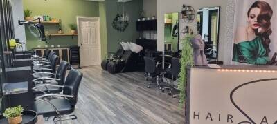 Upmarket professional Hair Salon in Warwick