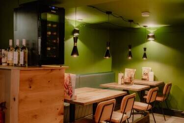 Noughts & Crosses Pizzeria &ndash; Established Sandbach Pizza  & Pasta Business with a potential to add a burger kitchen