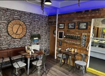 Cafe & sandwich bar Cafe & sandwich bar