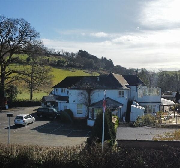 Country Hotel & Established Wedding Venue For Sale in Newton Abbot