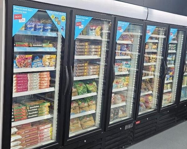 Immaculate Newly Fitted Convenience Store, Counter Newspapers, Magazines And Off Licence With National Lottery Approved recently Installed And Cash Po Immaculate Newly Fitted Convenience Store, Counter Newspapers, Magazines And Off Licence With National Lottery Approved recently Installed And Cash Po