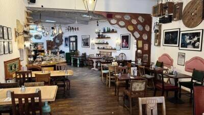 ESTABLISHED CAFÉ FOR SALE IN LEWISHAM, LONDON ESTABLISHED CAFÉ FOR SALE IN LEWISHAM, LONDON