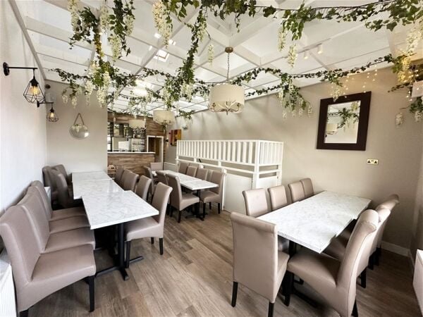 Restaurant in Hale Restaurant in Hale