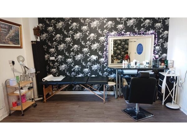 Style Meets Opportunity – Established Bristol Hair Salon