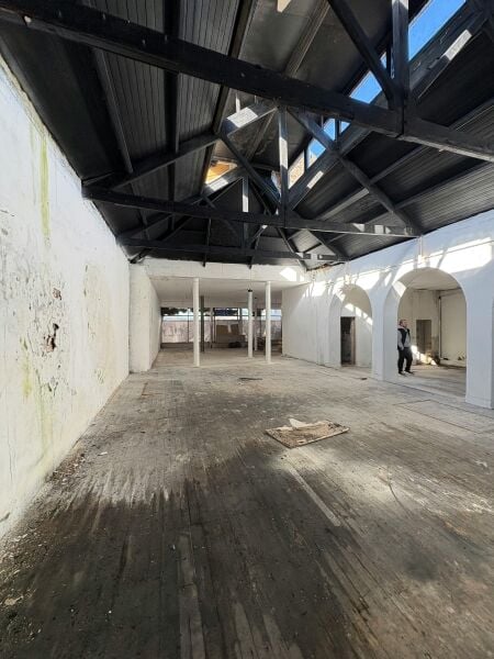 Substantial Retail Space For Lease Substantial Retail Space For Lease