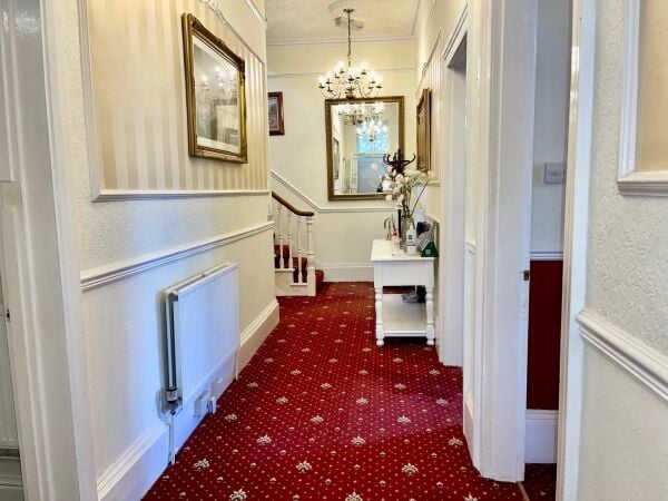 Freehold 7 Bedroom Guest House Located In Torquay, Devon Freehold 7 Bedroom Guest House Located In Torquay, Devon