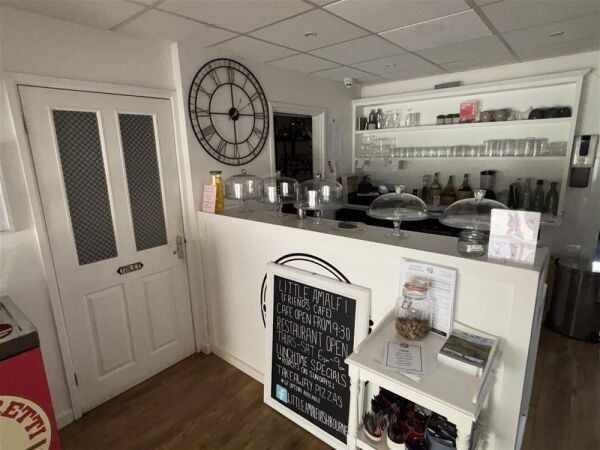 Cafe & Sandwich Bars For Sale in Ashbourne Cafe & Sandwich Bars For Sale in Ashbourne
