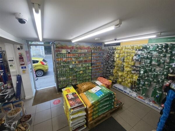 Retail For Sale in Raunds Retail For Sale in Raunds