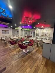 Wok&rsquo;N Rolls Chinese Restaurant/Pub for Sale