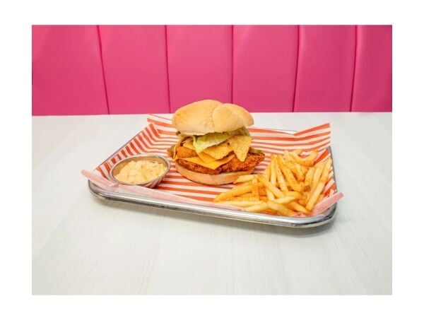 Big Flavour, Late-Night Appeal – Established Burger & Shake Takeaway Big Flavour, Late-Night Appeal – Established Burger & Shake Takeaway