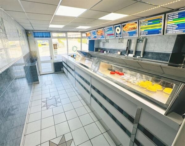 Long-established fish & chip shop, busy Markfield village